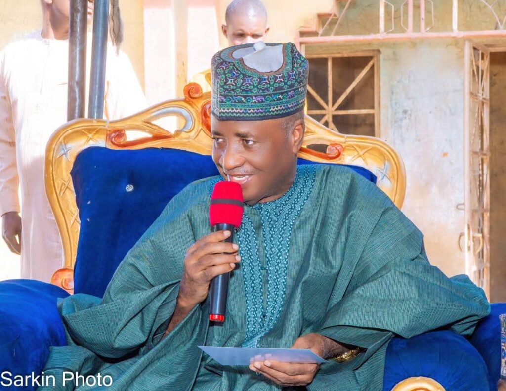 Ramadan: Wamakko donates foodstuffs, vital supplies to 1,787 IDPs