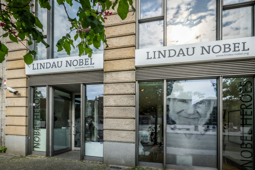 Lindau Nobel unveils new hub in Berlin, showcases heroes’ portraits